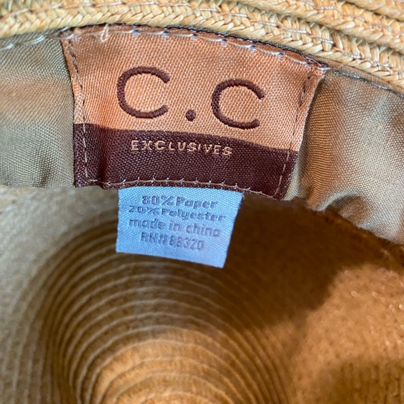 SUN HAT Wide Brim 15 1/2” Diameter - Picture 4 of 4